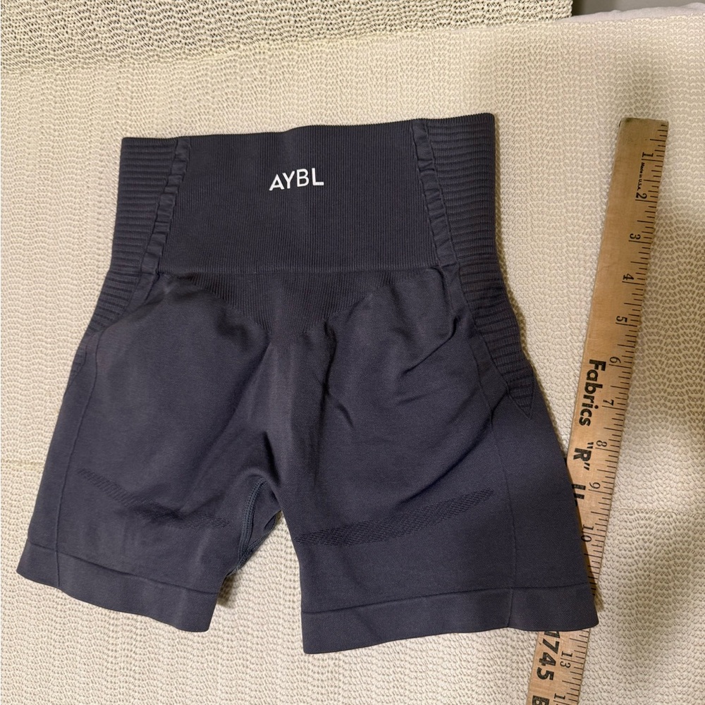 2 Aybl Balance V2 Seamless Shorts Color Grey Size S - Picture 7 of 9
